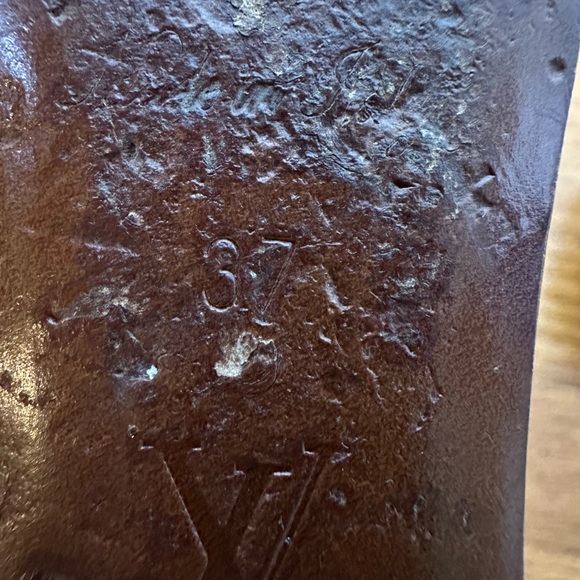 Louis Vuitton Rare Black Wedges with Gold Logo 37 Excellent Condition - Picture 8 of 8